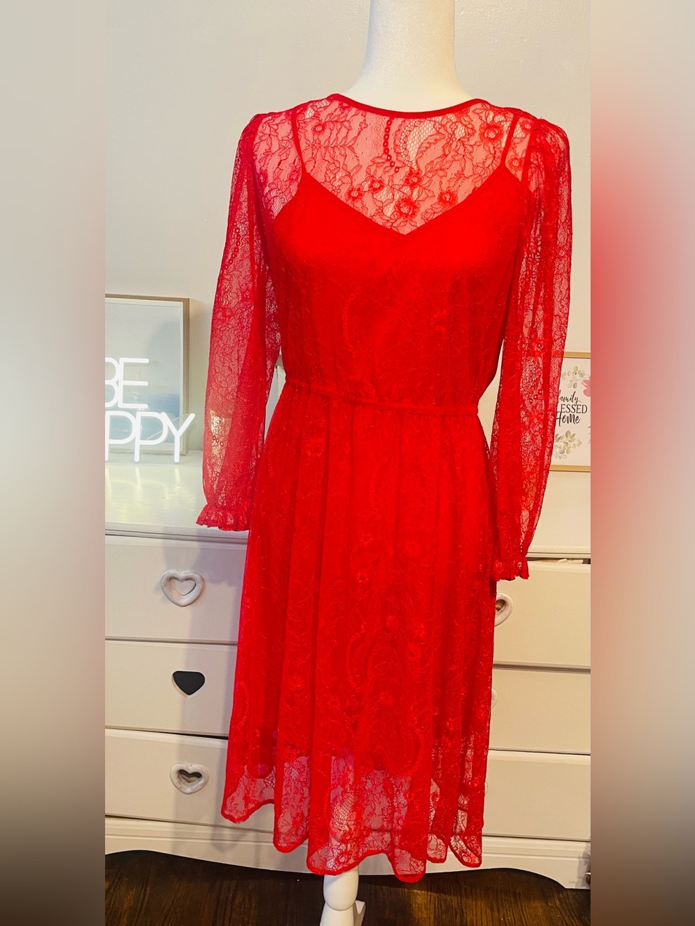 Banana Republic elegant Red Lace Long-Sleeve Midi Dress size S petite